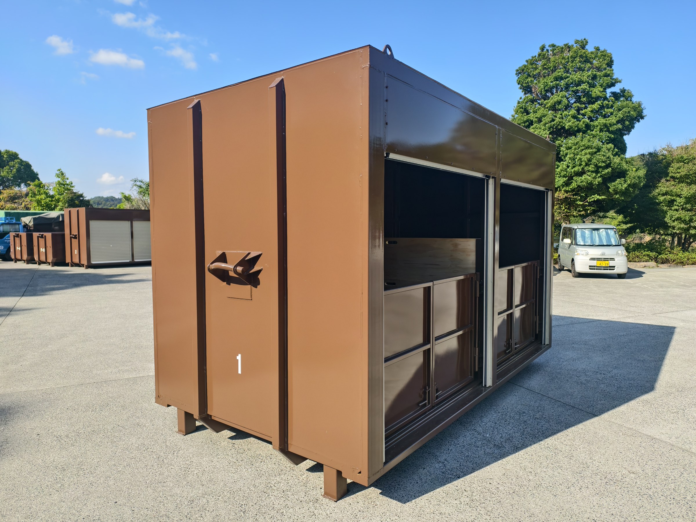 シャッターコンテナ開